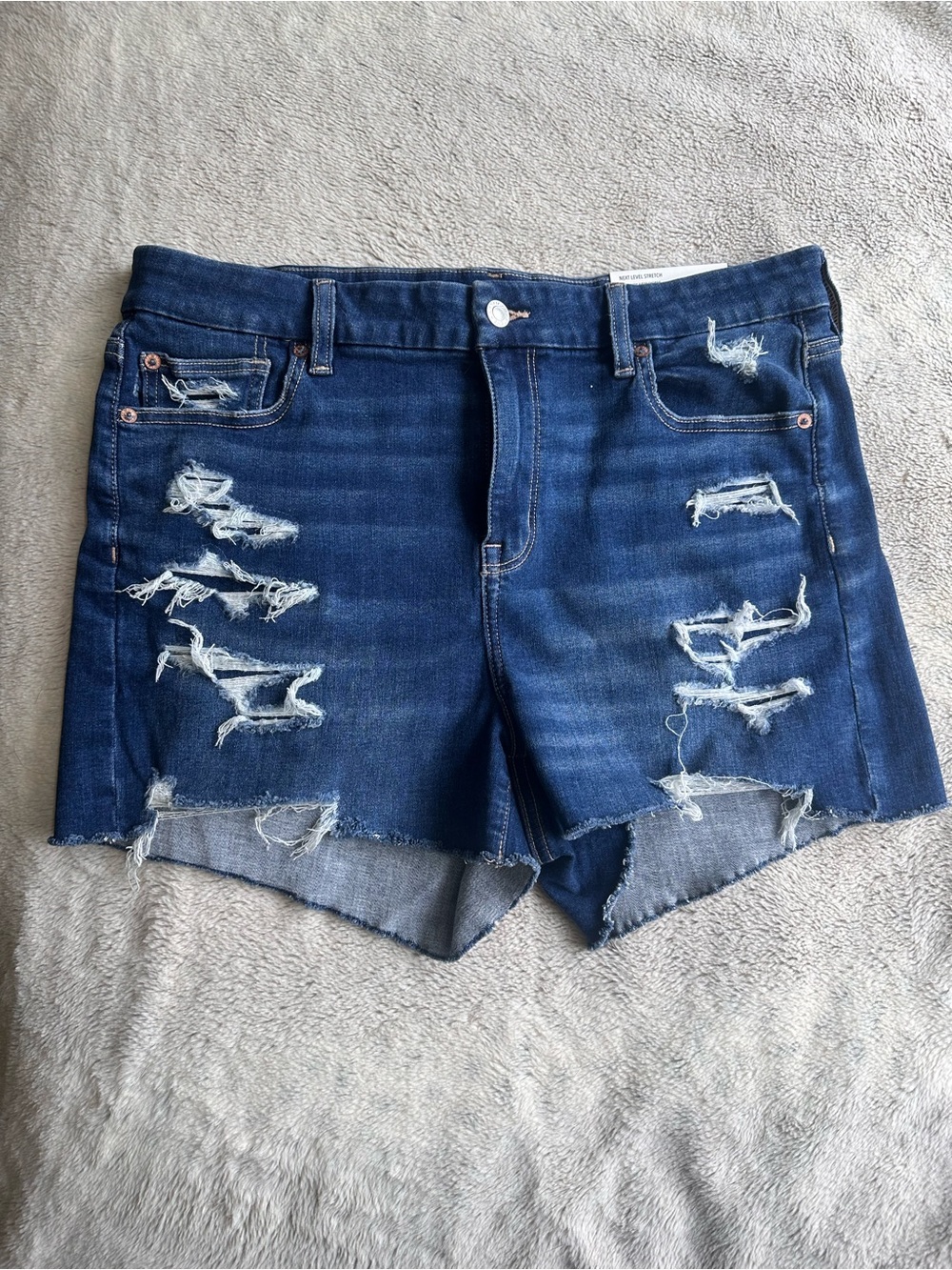 ✨NWT✨ American Eagle Outfitters Distressed Dark Blue Denim Cutoff Shorts